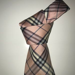 Authorities Pink Classic Burberry Tie